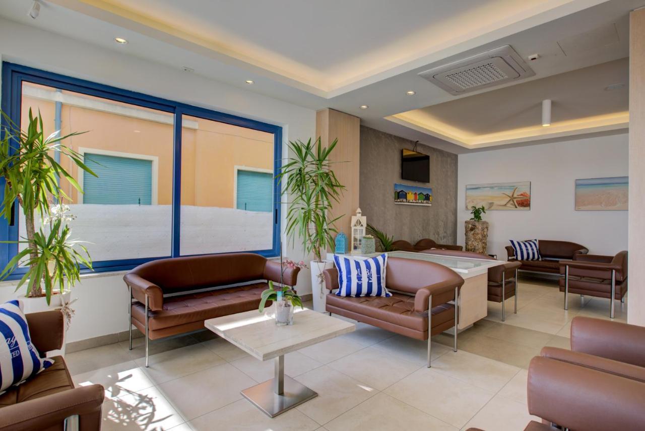 Hotel Alexandra - Beach Front - Healthy Xxl Breakfast & Brunch Until 12 30 - Parking Included 米萨诺阿德里亚蒂科 外观 照片