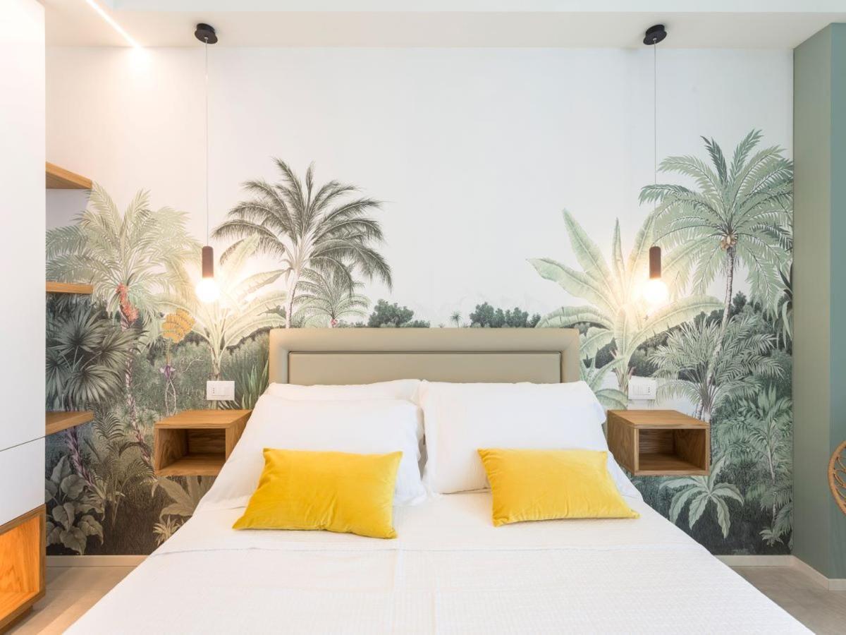 Hotel Alexandra - Beach Front - Healthy Xxl Breakfast & Brunch Until 12 30 - Parking Included 米萨诺阿德里亚蒂科 外观 照片
