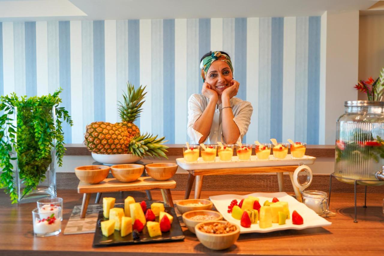 Hotel Alexandra - Beach Front - Healthy Xxl Breakfast & Brunch Until 12 30 - Parking Included 米萨诺阿德里亚蒂科 外观 照片
