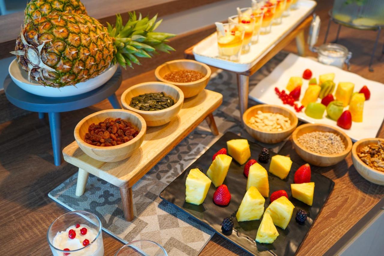 Hotel Alexandra - Beach Front - Healthy Xxl Breakfast & Brunch Until 12 30 - Parking Included 米萨诺阿德里亚蒂科 外观 照片