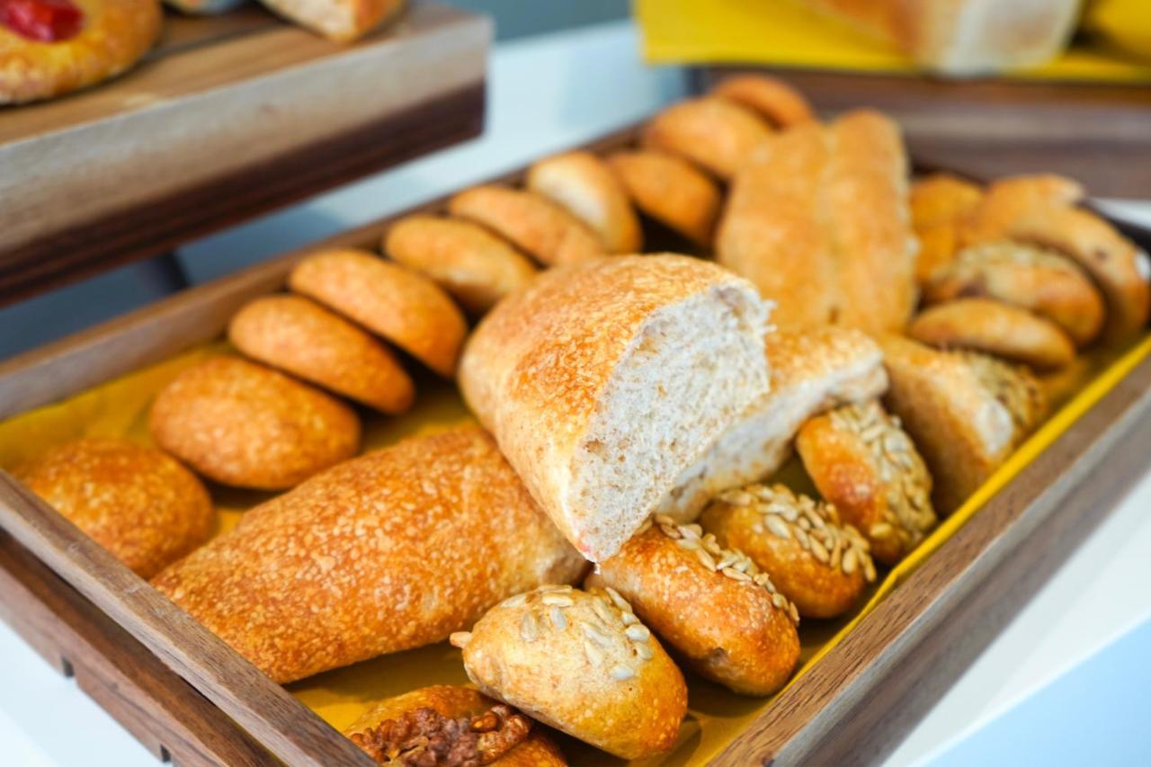 Hotel Alexandra - Beach Front - Healthy Xxl Breakfast & Brunch Until 12 30 - Parking Included 米萨诺阿德里亚蒂科 外观 照片